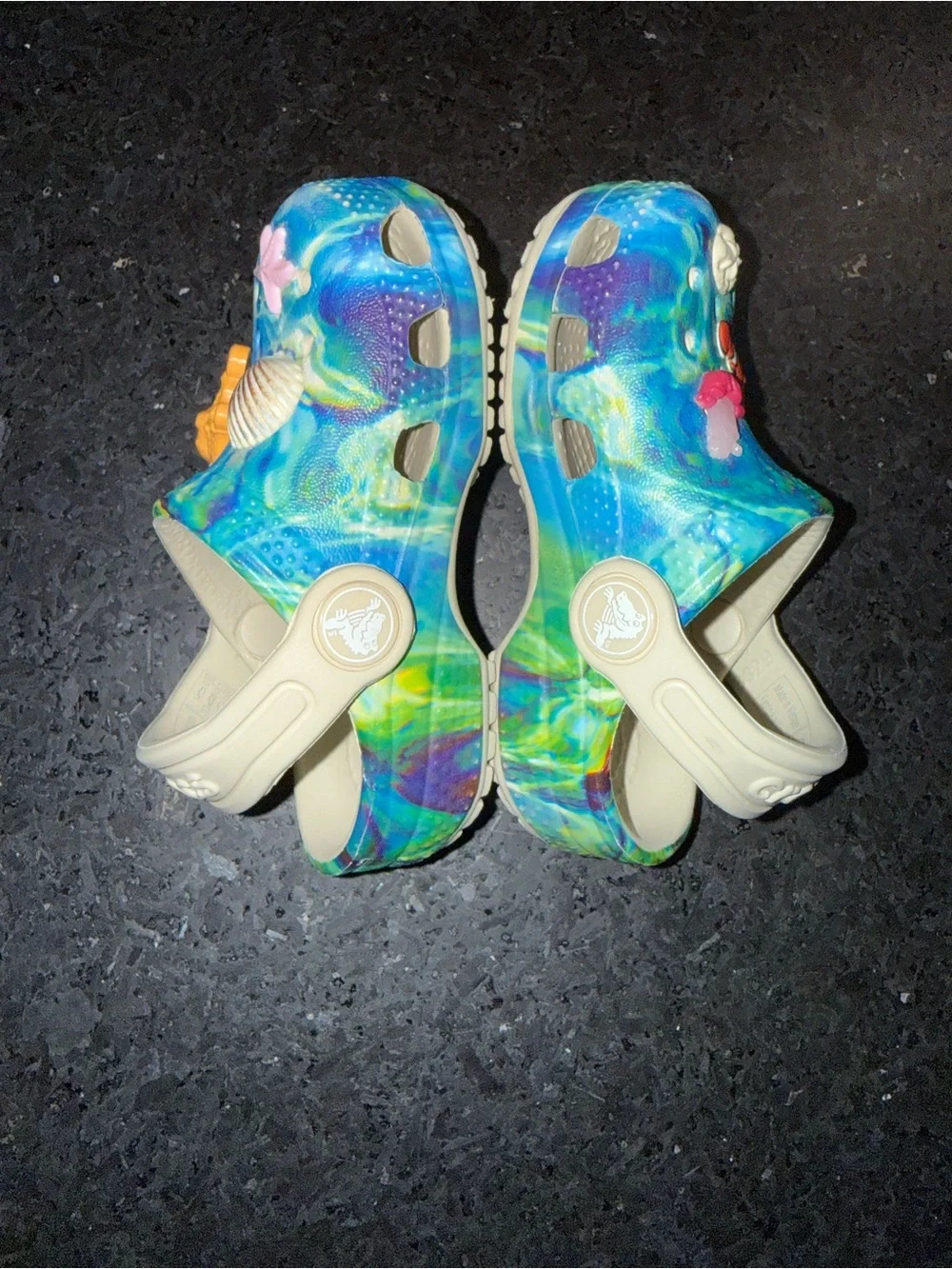 UEC CROCS UNDER THE SEA CLASSIC CLOGS VIBRANT COLORFUL UNDER WATER SEA LIFE SZ 5